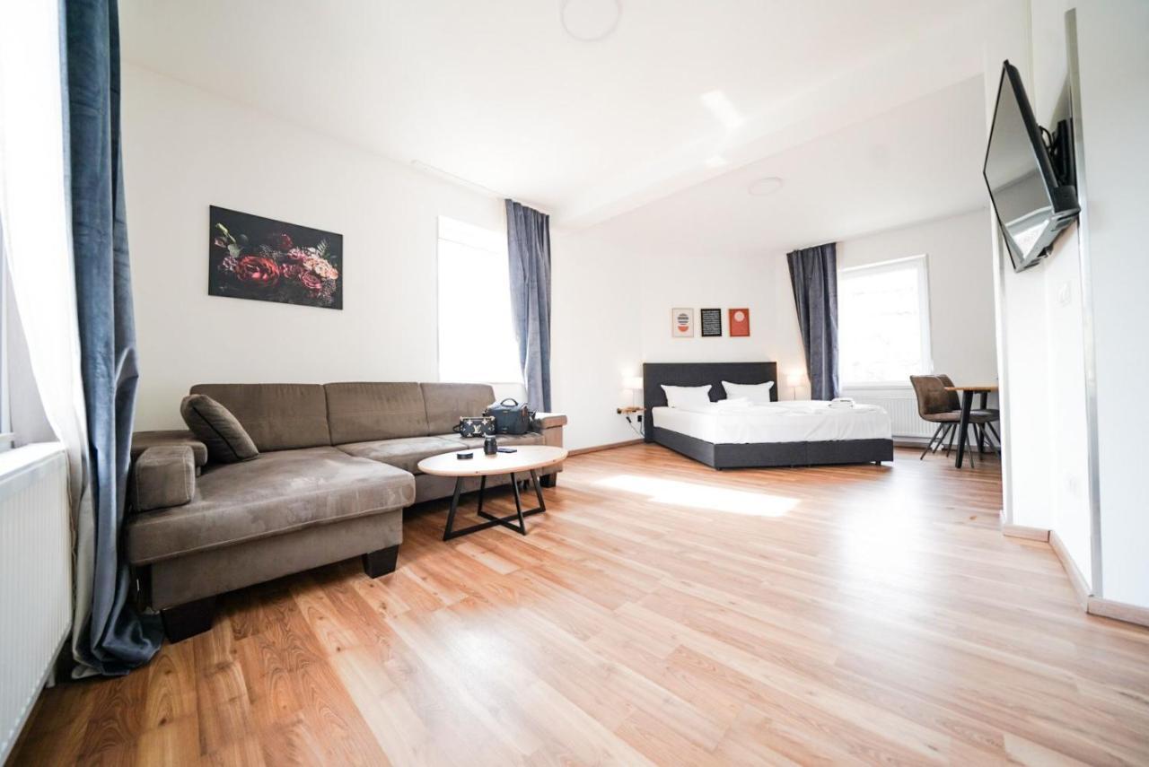 Hotel Zur Alten Stadtkellerei 莱比锡 外观 照片 A typical studio apartment