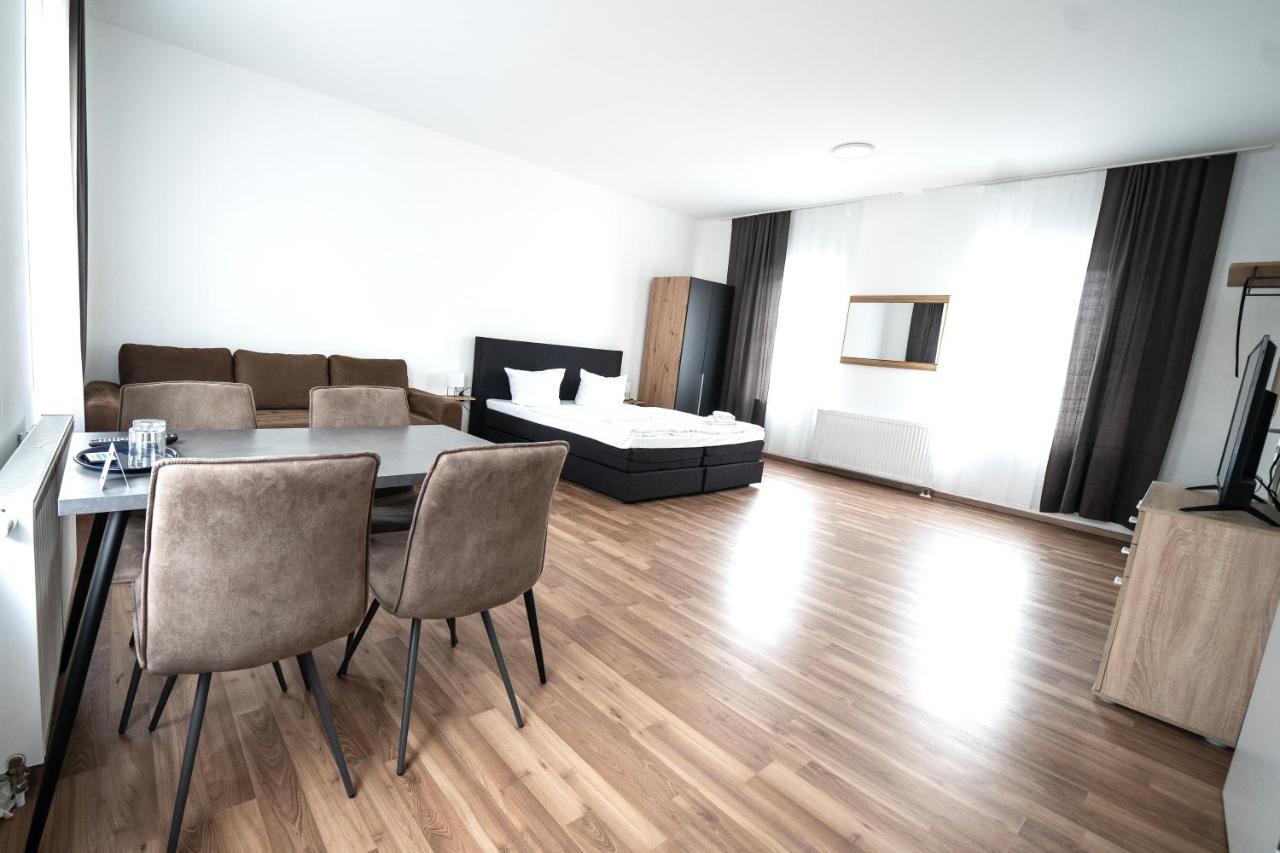 Hotel Zur Alten Stadtkellerei 莱比锡 外观 照片 A typical room at the hotel