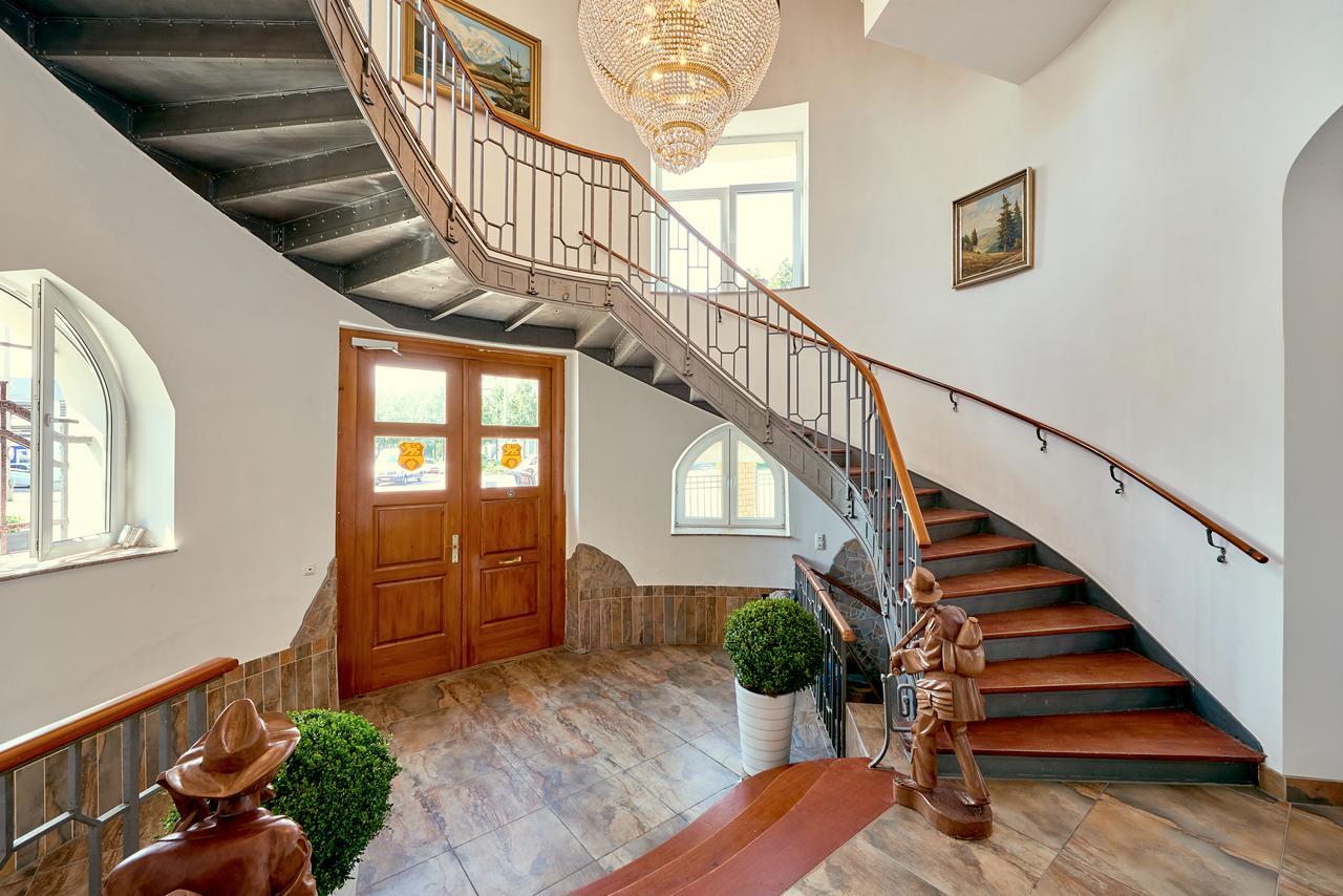 Hotel Zur Alten Stadtkellerei 莱比锡 外观 照片 Entrance hall